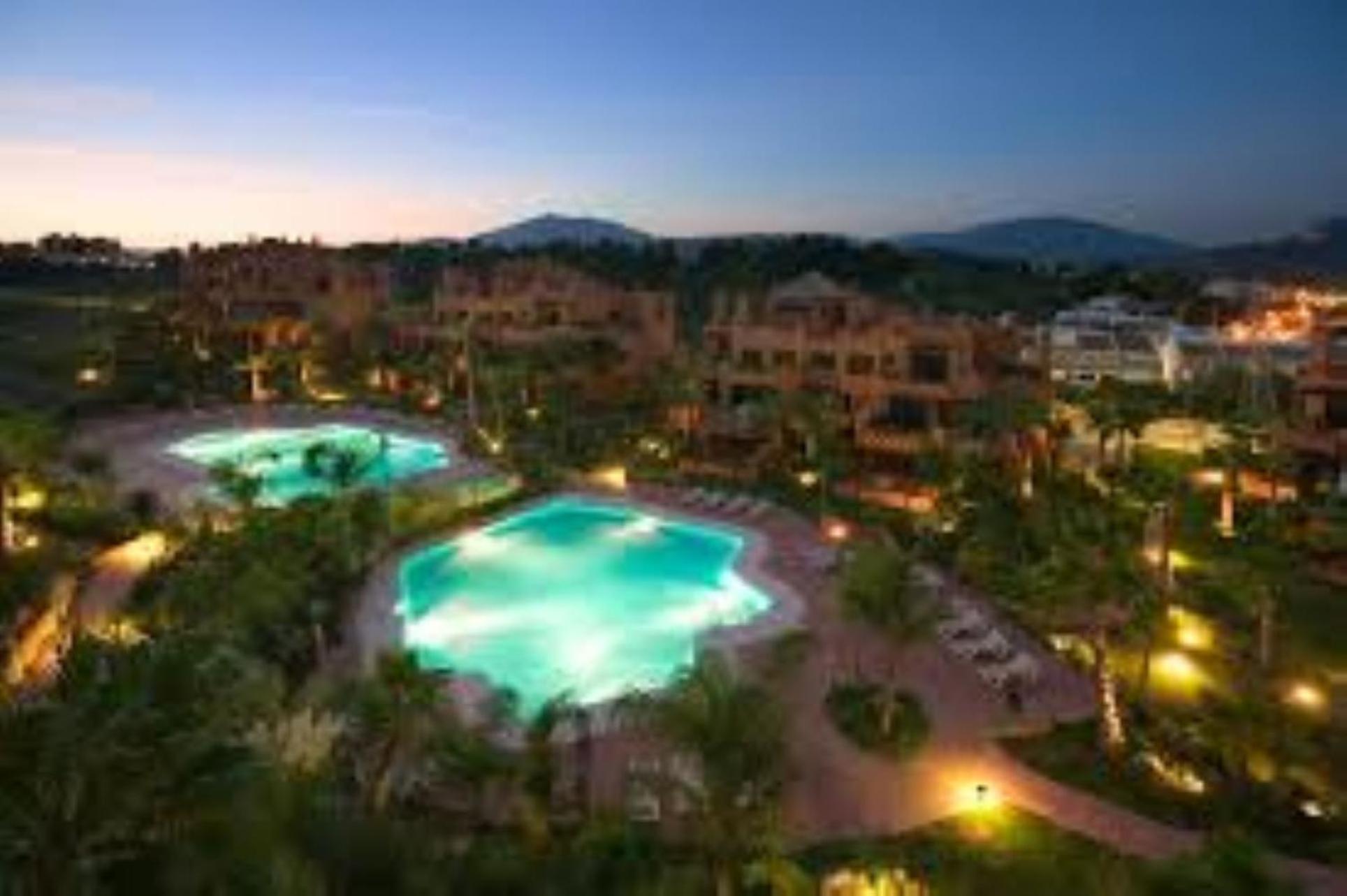 Aloha Hill Club Lluxury 5 Star Golf Resort Near Puerto Banus And Marbella Eksteriør bilde