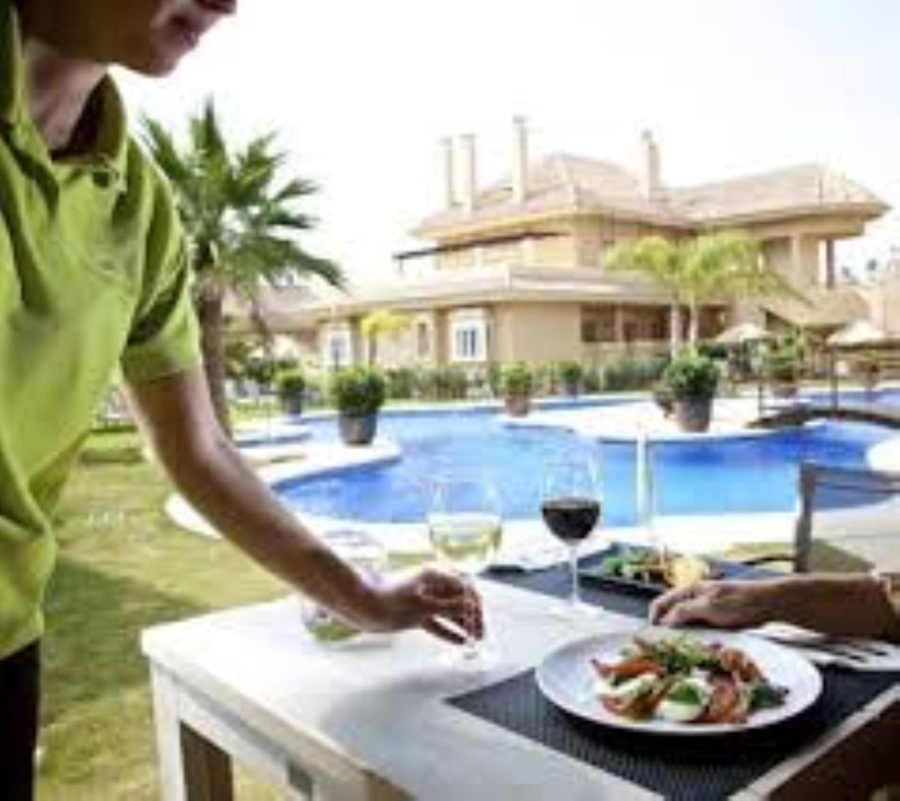 Aloha Hill Club Lluxury 5 Star Golf Resort Near Puerto Banus And Marbella Eksteriør bilde