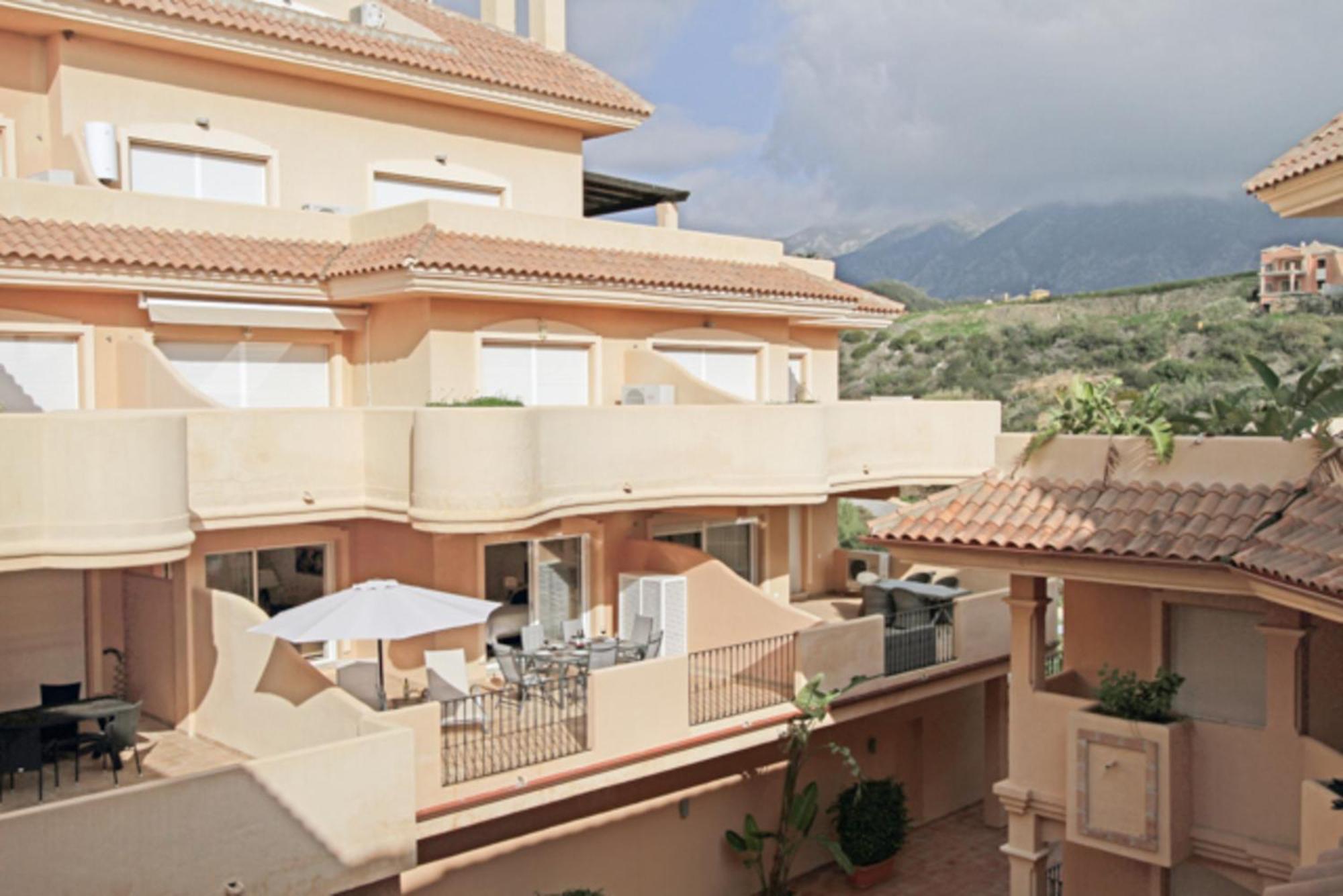 Aloha Hill Club Lluxury 5 Star Golf Resort Near Puerto Banus And Marbella Eksteriør bilde