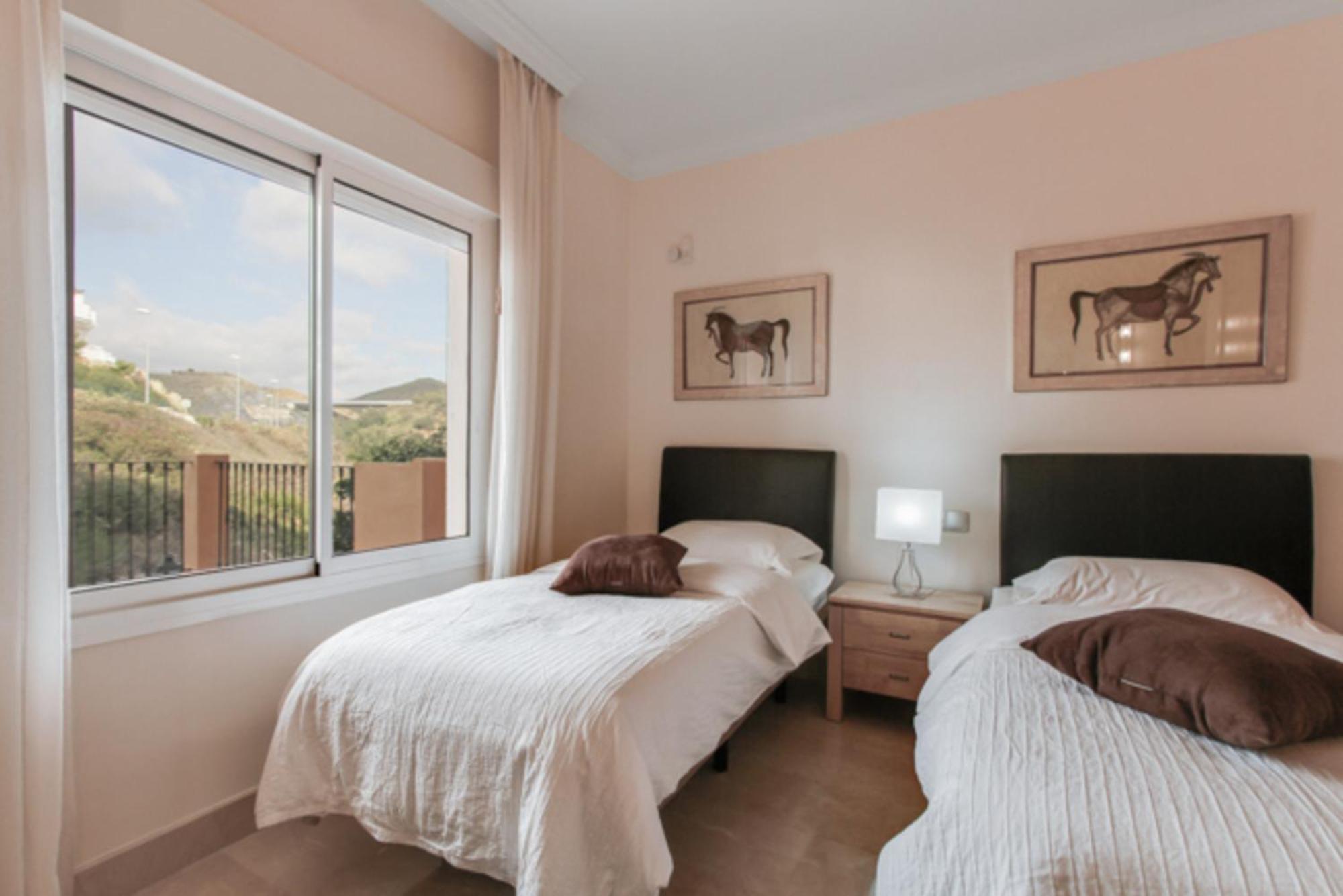 Aloha Hill Club Lluxury 5 Star Golf Resort Near Puerto Banus And Marbella Eksteriør bilde